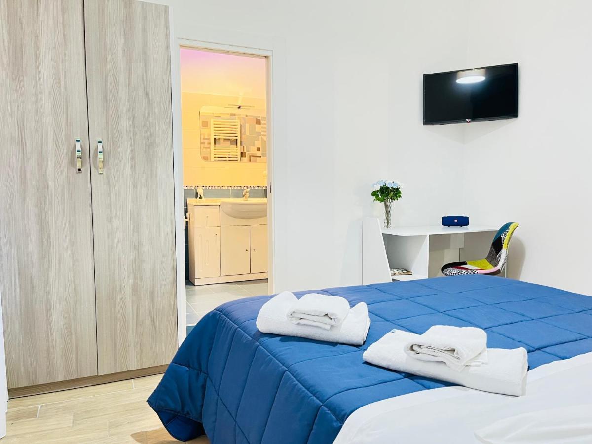 Bed Boutique Colors Guest house