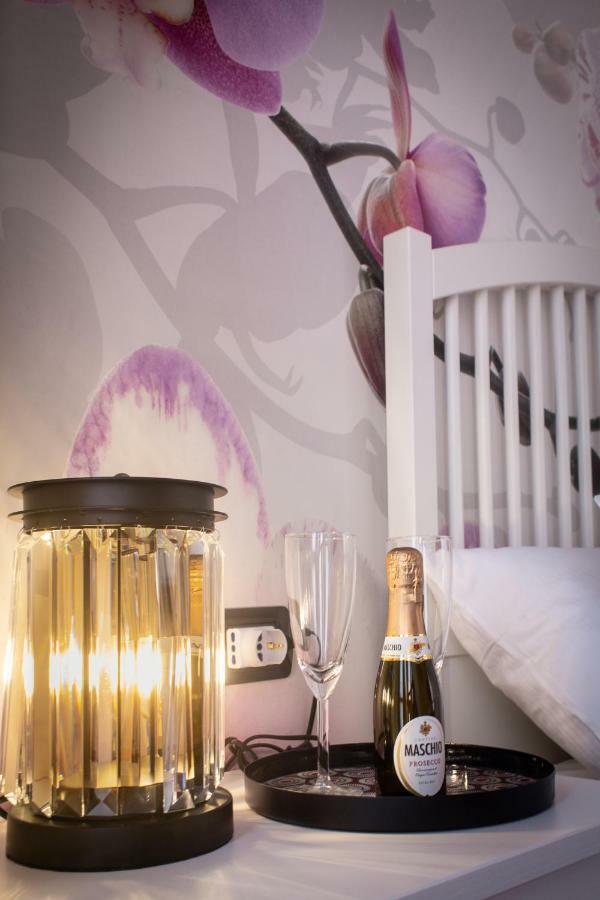 Bed Boutique Colors
