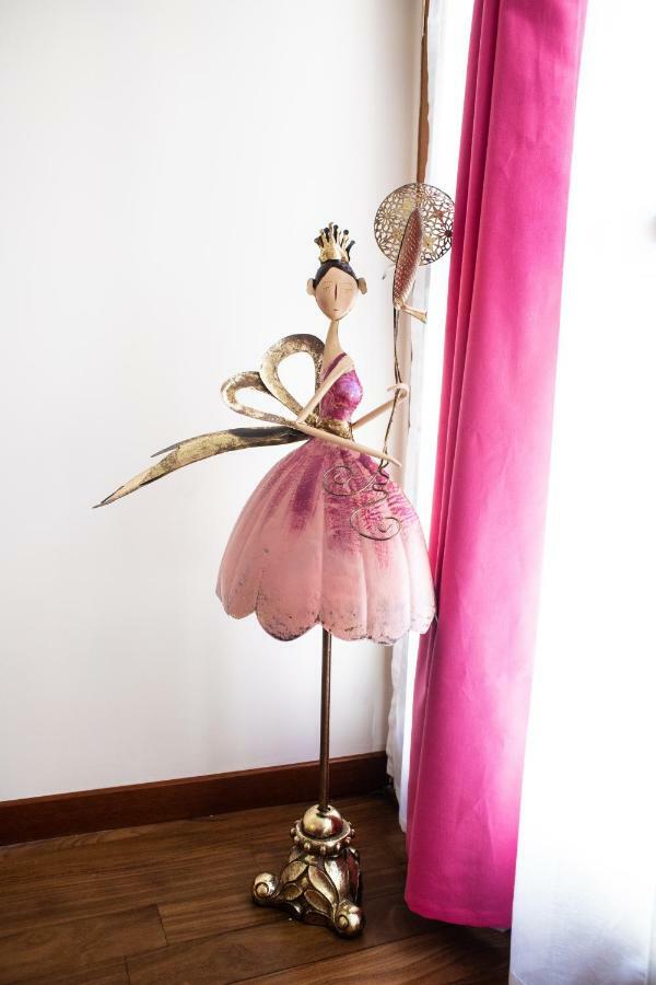 Bed Boutique Colors 4*