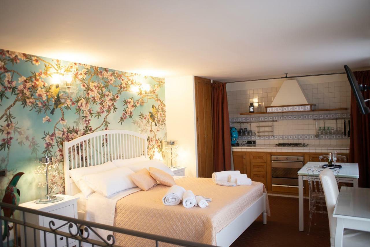 Bed Boutique Colors